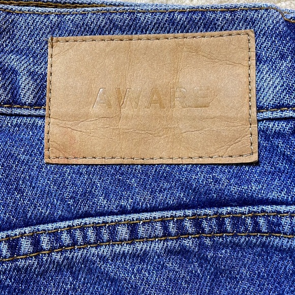 Mom Jeans - Picture 6 of 8